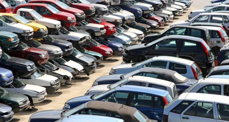 Pile Of Cars — Chicago, Il — Cash For Cars