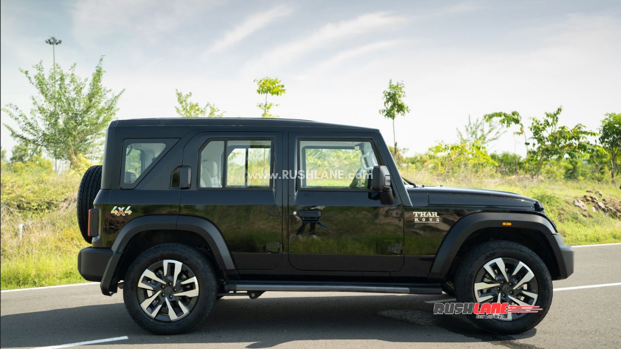 Mahindra Thar Roxx Side Profile