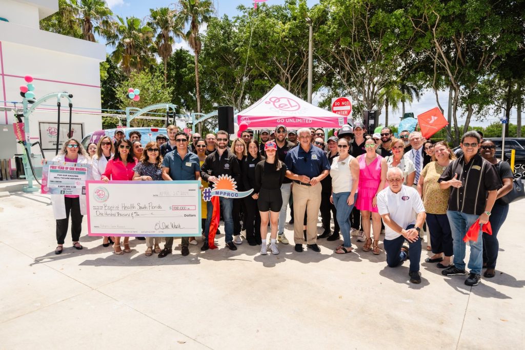 El Car Wash Donates $100,000 to Baptist Health Foundation -