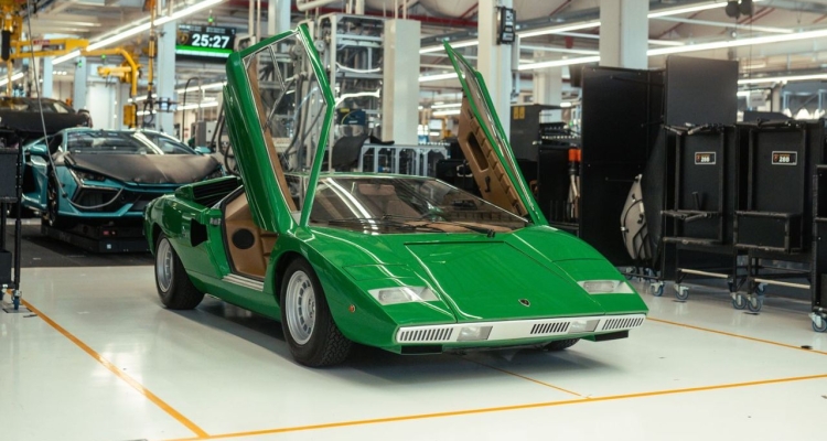 Lamborghini Countach