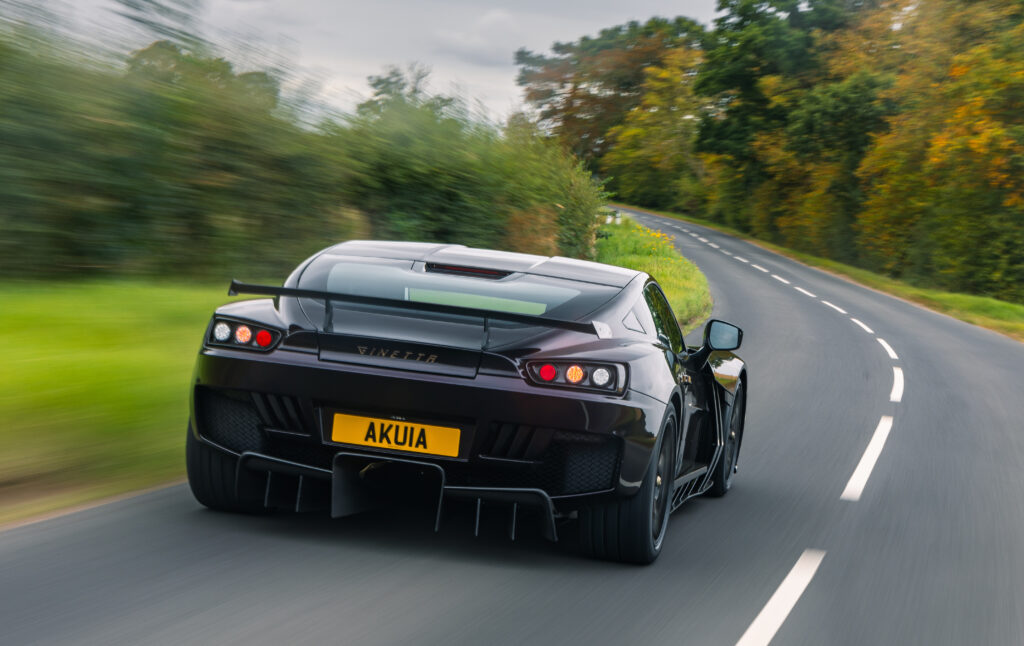  The $360,000 Ginetta Akula is a V8 supercar with a manual gearshift and lots of ugly joysticks