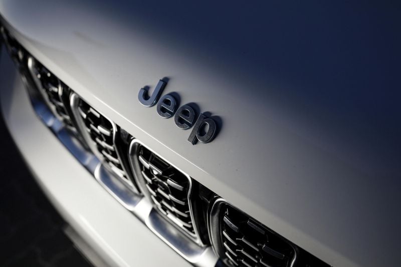 Jeep reportedly cuts production as SUVs pile up at U.S. dealerships