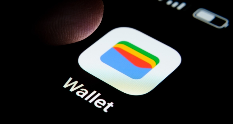 apple wallet on phone