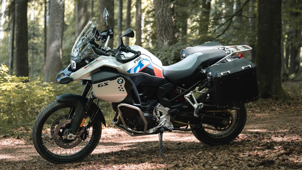 BMW F 900 GS Expedition Bike