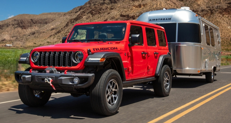 2025 Jeep Wrangler Ditches Crank Windows, While V6 Goes Manual-Only