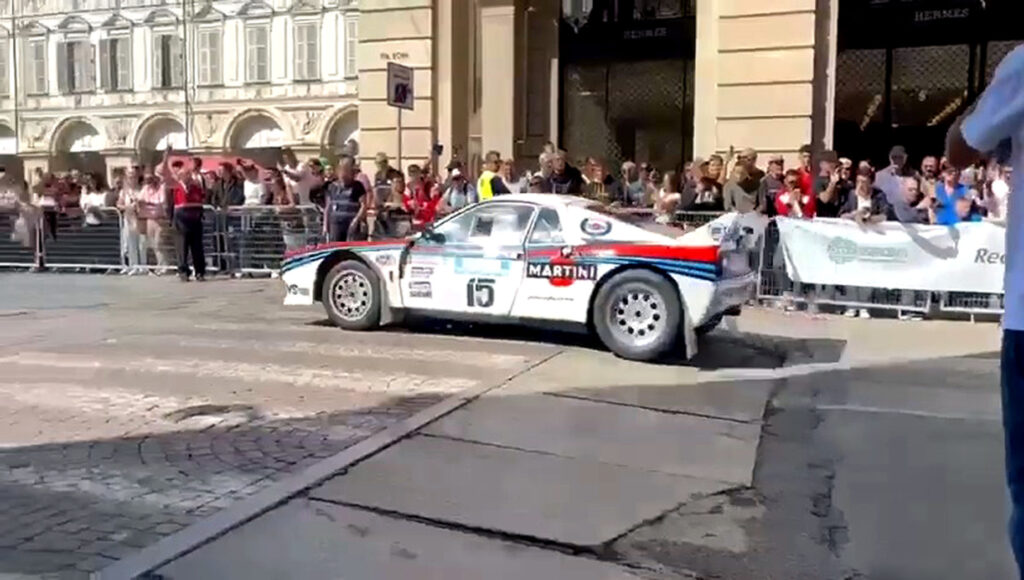  Lancia 037 crashes into crowd at Turin Motor Show, injuring 12 people