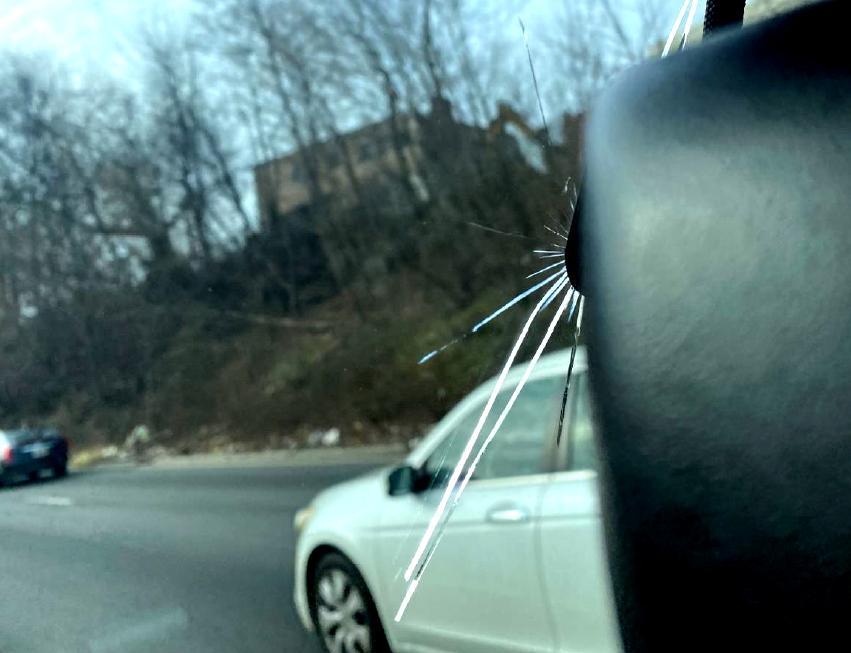 State dismisses lawsuit over cracked Jeep windshield