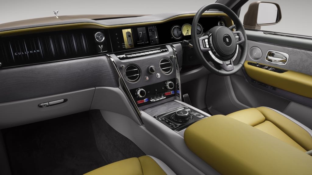 2024 Rolls-Royce Cullinan facelift interior