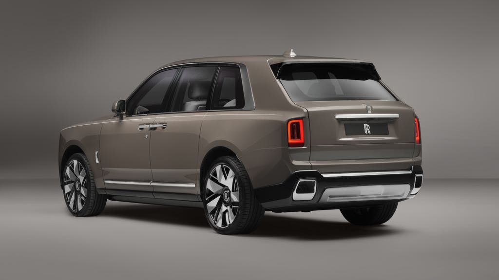 2024 Rolls-Royce Cullinan facelift rear