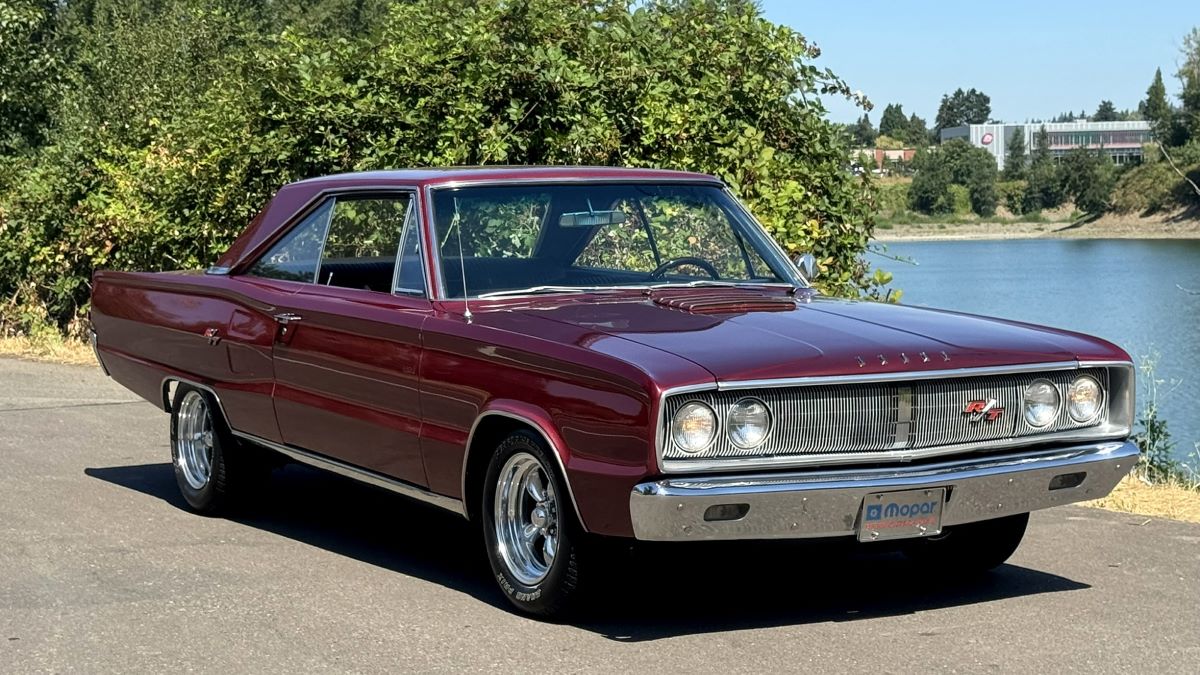 AutoHunter Spotlight: 1967 Dodge Coronet R/T