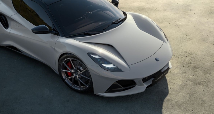 2025 Lotus Emira returns to old nameplate, power boosted to