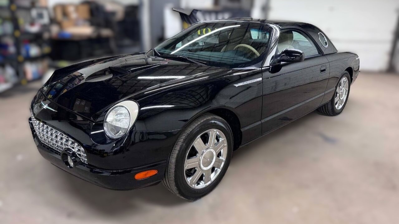 AutoHunter Spotlight: 2005 Ford Thunderbird