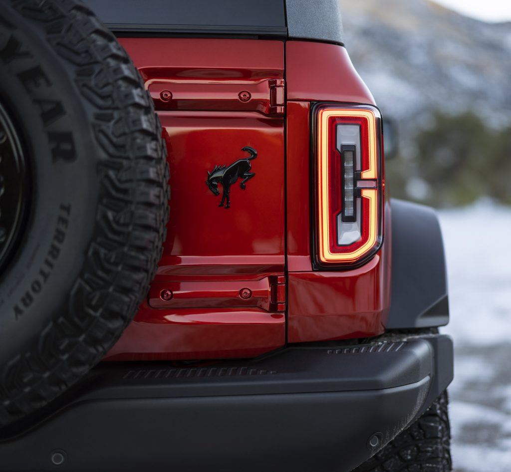  Ford Broncos and Rangers recalled for loose and missing nuts