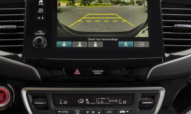 Honda Infotainment Lawsuit Alleges Loudspeaker Crackling Sound