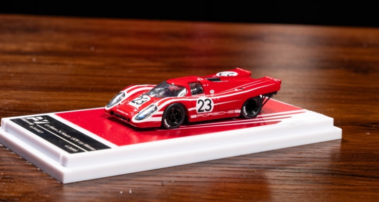 1:64 scale Porsche 917 Le Mans 24 Hours endurance race