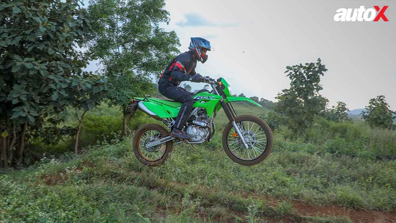 Kawasaki KLX 230 Jump