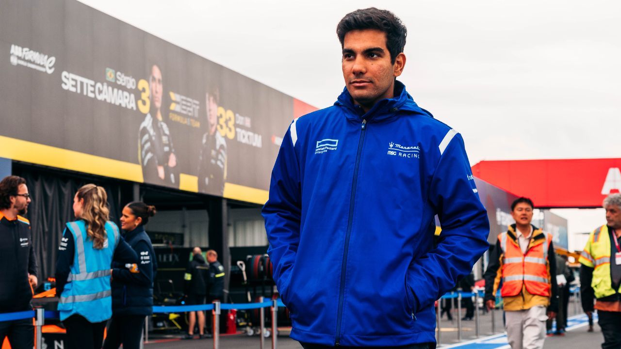 Formula E Racing Jehan Daruvala 8 