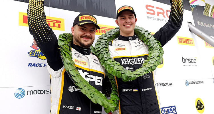 McLaren Artura GT4 pairing Jack Brown and Zac Meakin posing for pictures