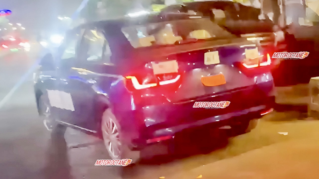 2025 Honda Amaze Spied