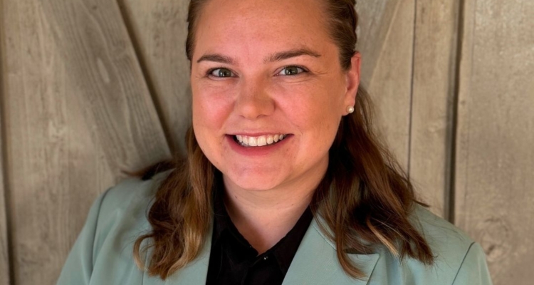 A headshot of Jennifer Cushman