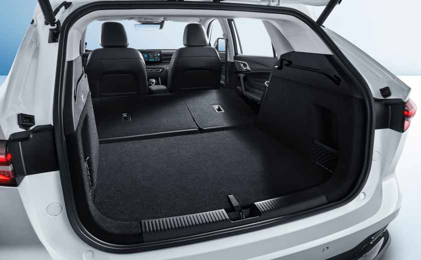 Boot space of the MG HS plug-in hybrid