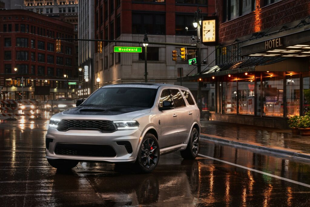  Half of the people are still alive! Dodge expands production of Durango R/T, SRT Hellcat