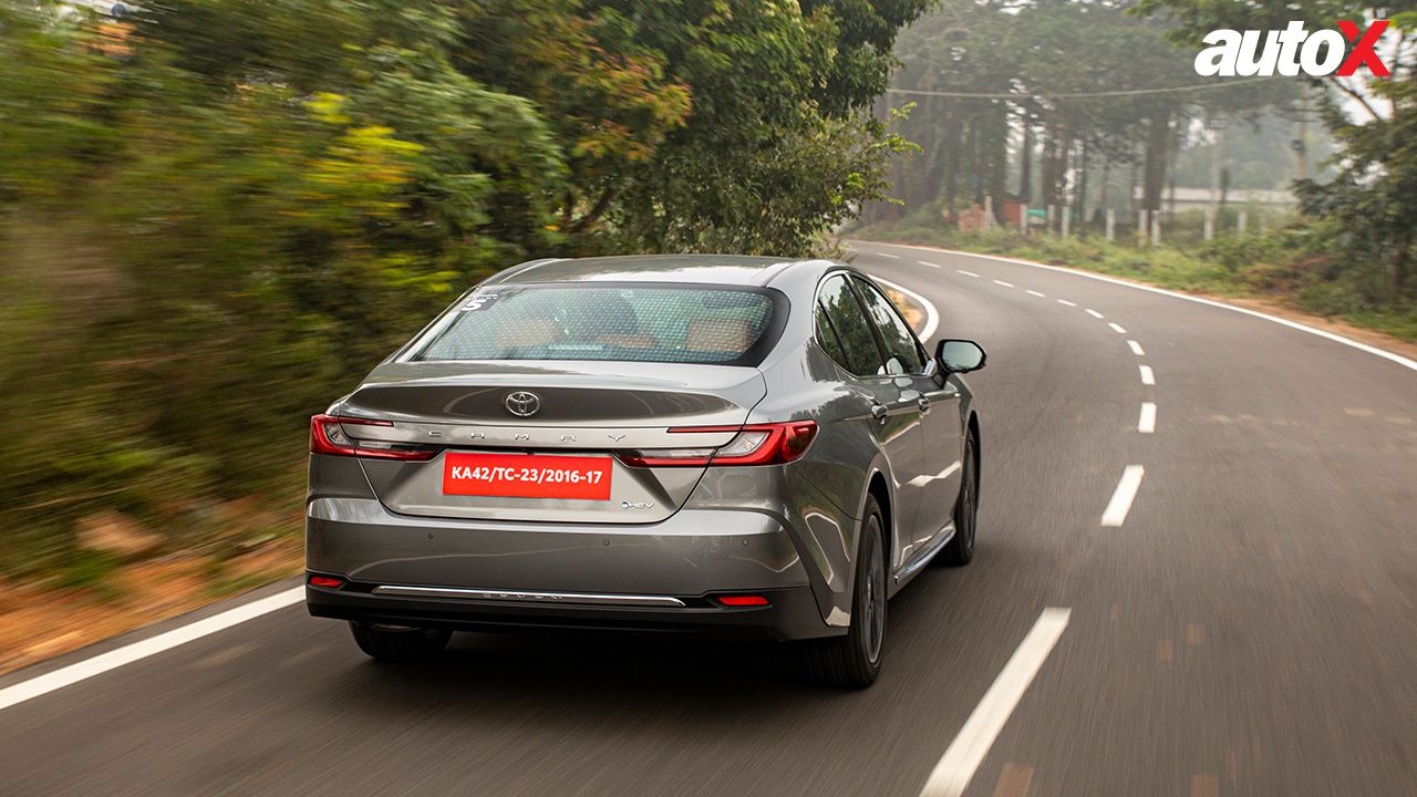 2025 Toyota Camry Hybrid rear 1 jpg