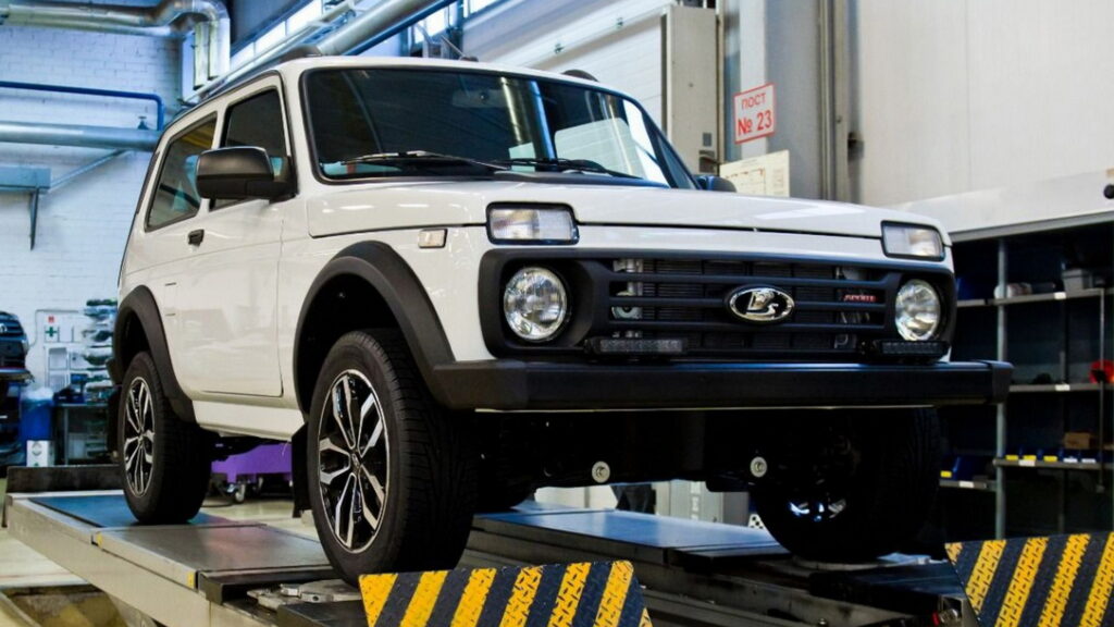  The new Lada Niva Sport now offers a staggering 122 hp – take note around the world