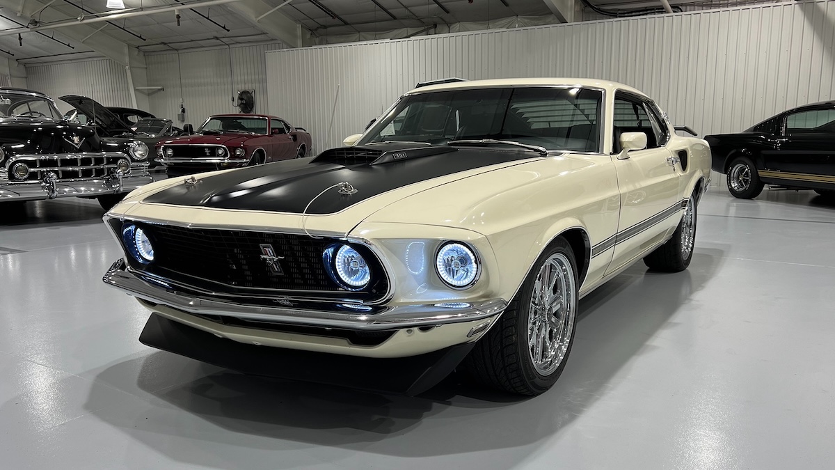 AutoHunter Spotlight: 1969 Ford Mustang Mach I