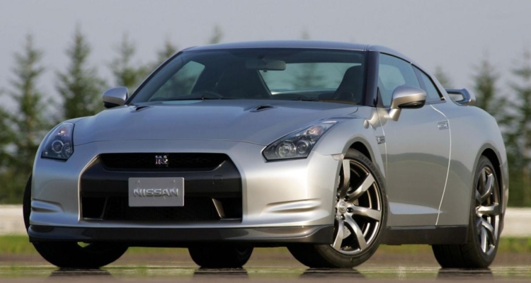 How Isuzu Truck Engineers Developed the Nissan GT-R