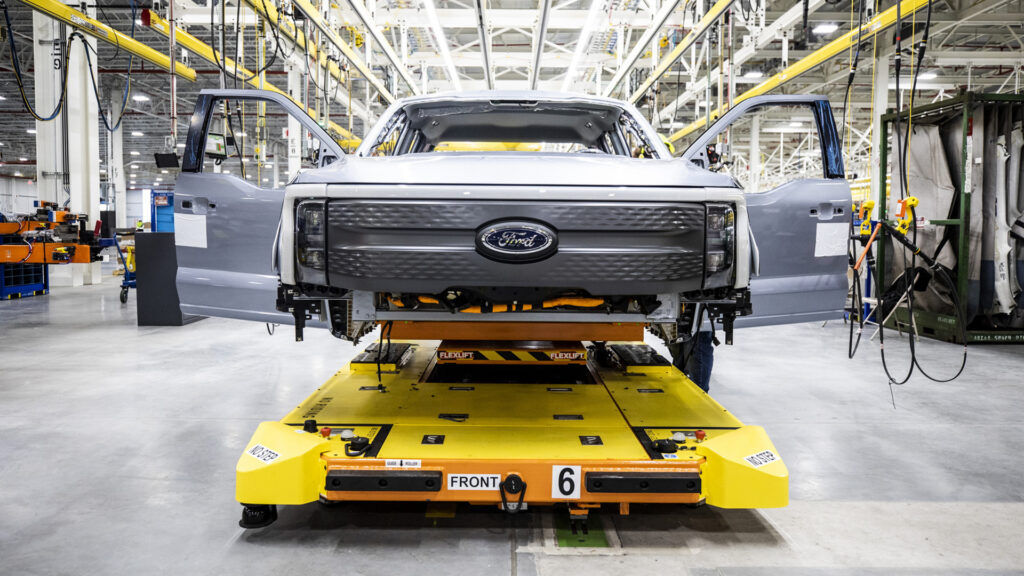  Ford to name new quality chief to reduce recall and warranty costs