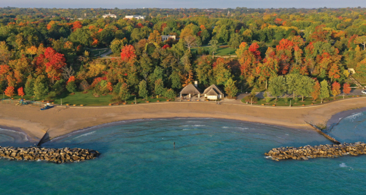 Forest Park Beach in Lake Forest