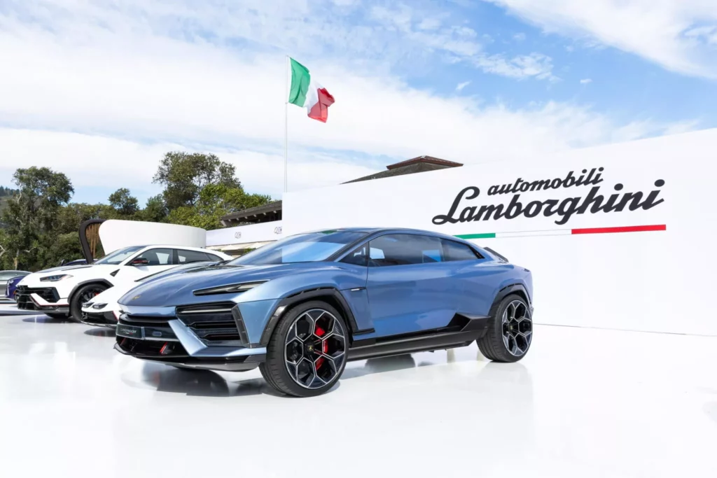  Lamborghini delays first electric car until 2029