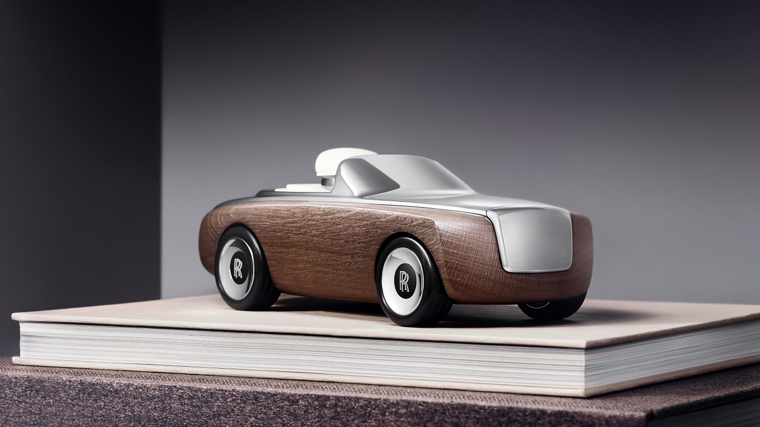 Rolls-Royce Cameo is a DIY car that can park on a shelf