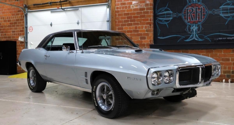 AutoHunter Spotlight: 1969 Pontiac Firebird 350