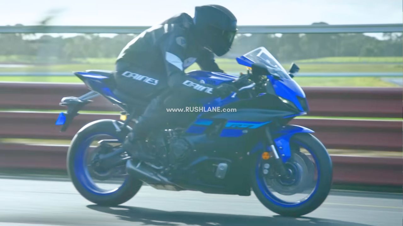 Yamaha R7