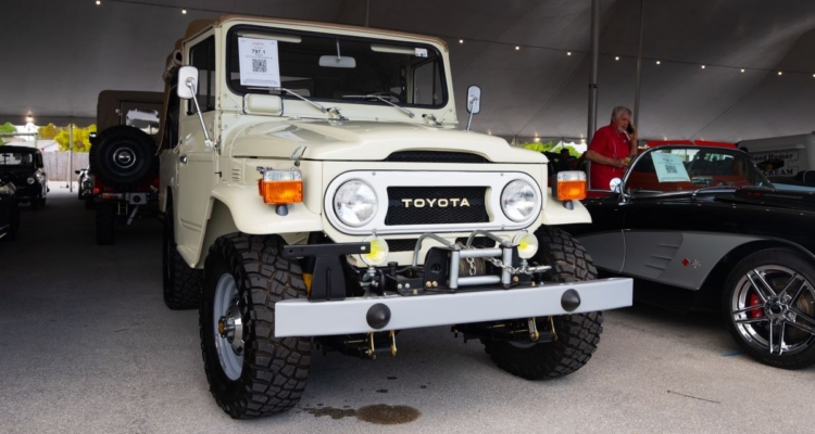 Interesting discovery: 1976 TOYOTA LAND CRUISER FJ43